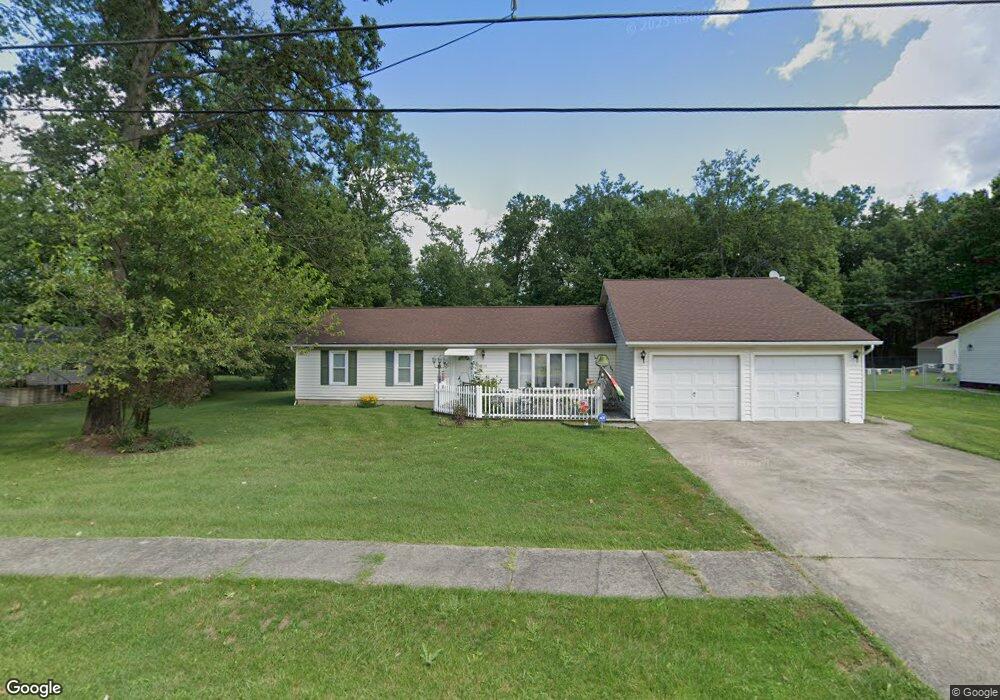 4239 Laurel Rd, Lorain, OH 44055 - photo 1