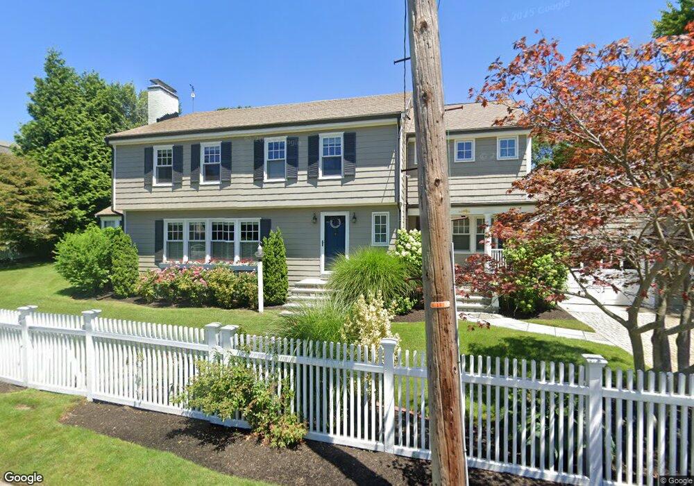 94 Nanepashemet St, Marblehead, MA 01945 - photo 1