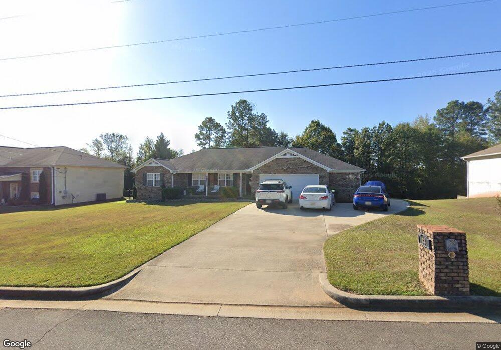88 Zoe Ct, Weaver, AL 36277 - photo 1
