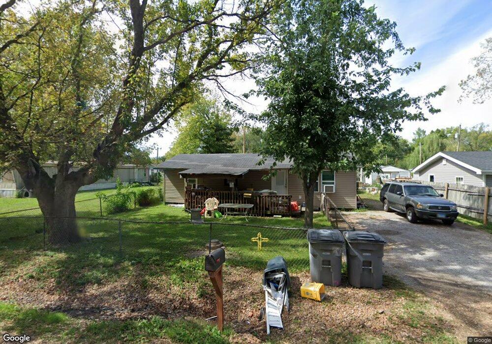 509 Clarence St, Collinsville, IL 62234 - photo 1