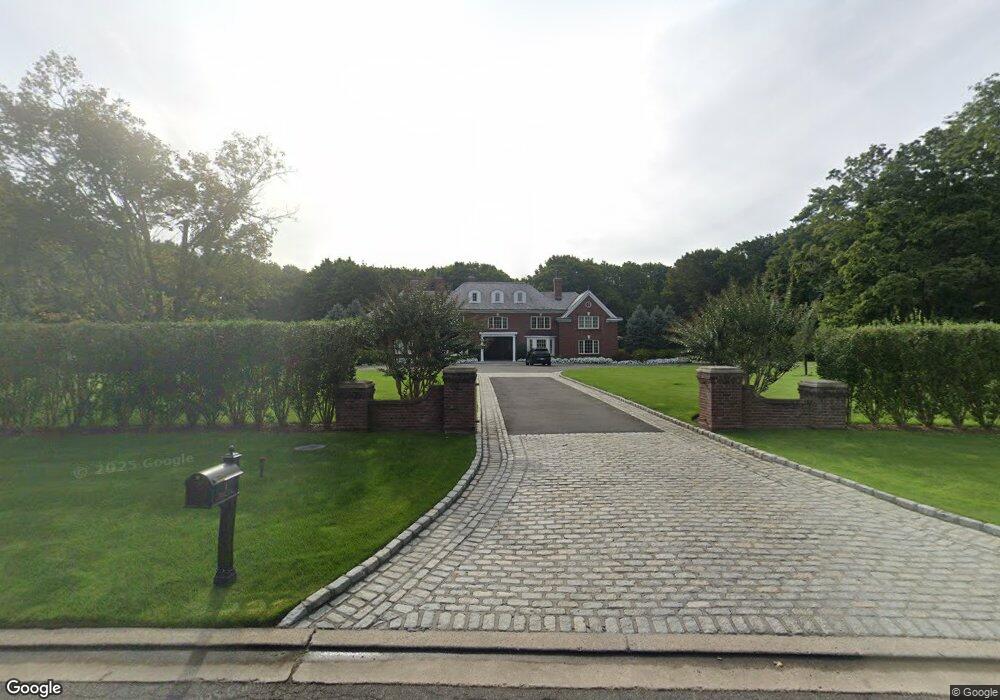 4 Orchard Ln, Old Westbury, NY 11568 - photo 1