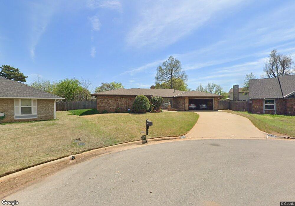 12104 N Greystone Cir, Oklahoma City, OK 73120 - photo 1
