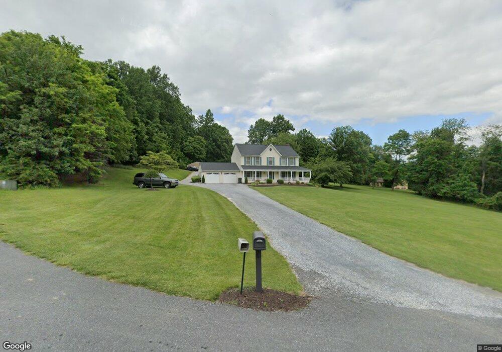 5804 Stonehouse Ct, Frederick, MD 21702 - photo 1