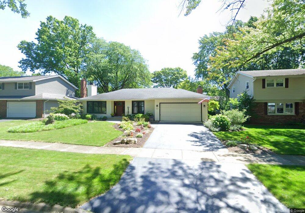 1520 Towhee Ln, Naperville, IL 60565 - photo 1