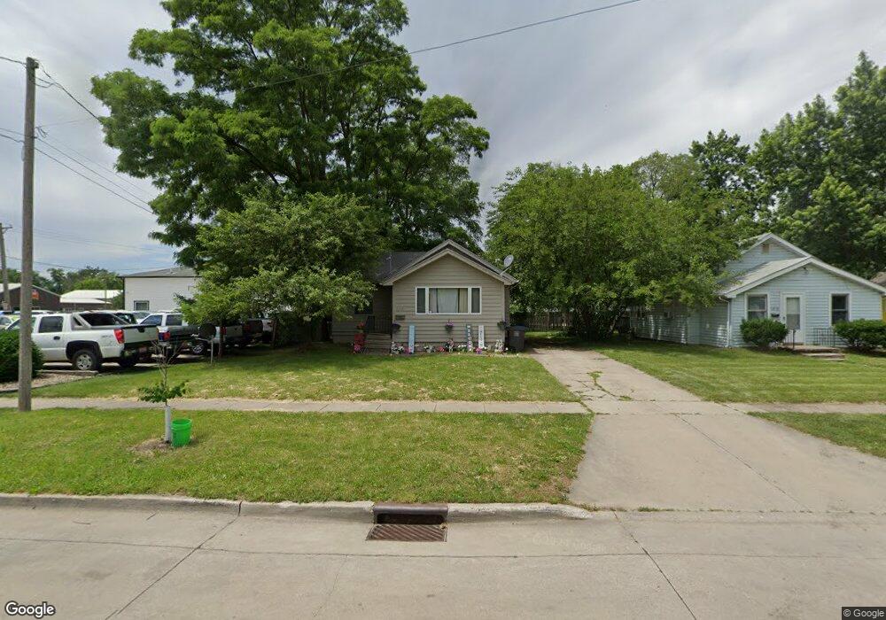 1208 E 27th Ct, Des Moines, IA 50317 - photo 1