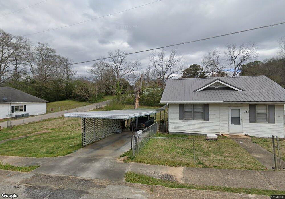 236 Piedmont St, Roanoke, AL 36274 - photo 1