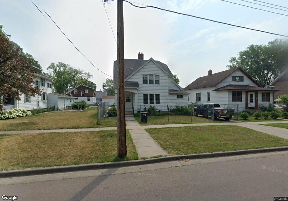 610 14th St S, Fargo, ND 58103 - photo 1