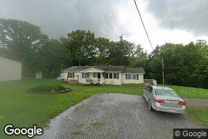 8 E Glendale Rd, Simpson, IL 62985