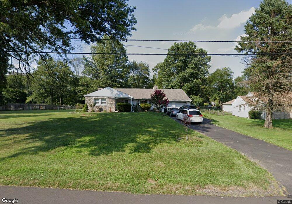 963 E Maple Dr, Southampton, PA 18966 - photo 1