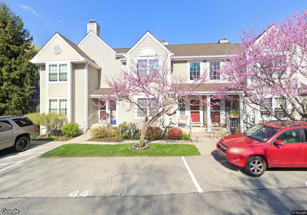 19 Stone Creek Ln, Briarcliff Manor, NY 10510 - photo 1