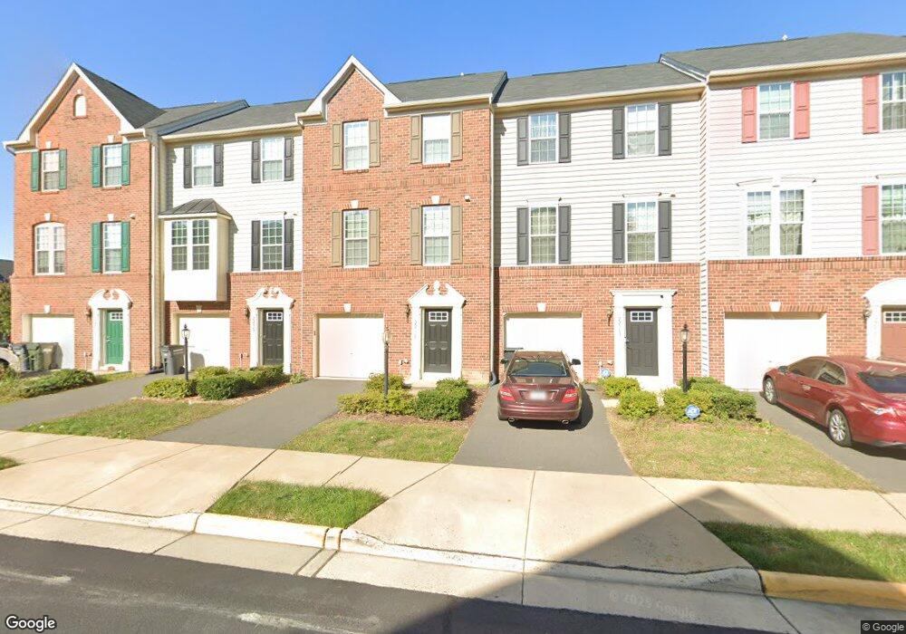 22865 Chestnut Oak Terrace, Sterling, VA 20166 - photo 1