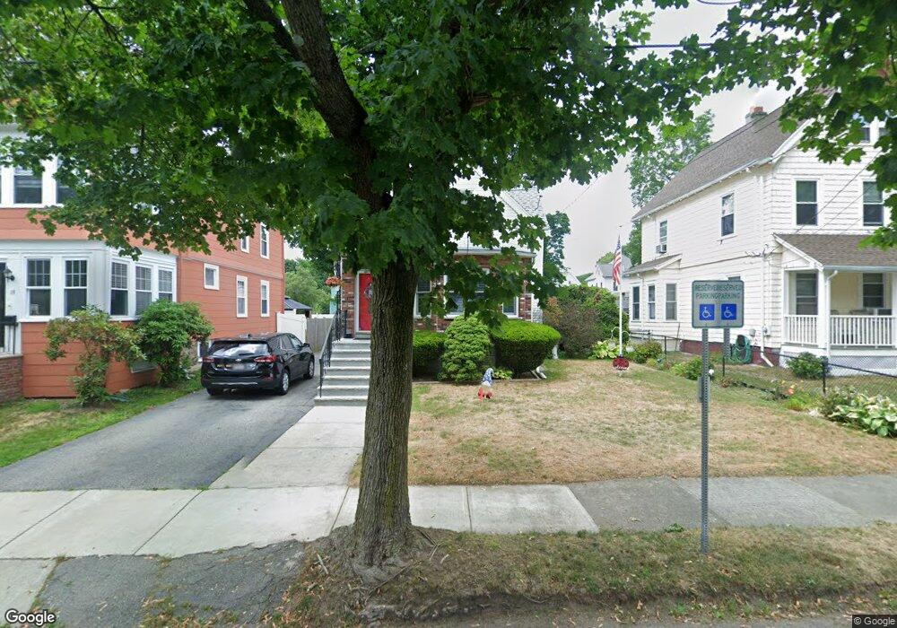 17 Avon St, Saugus, MA 01906 - photo 1