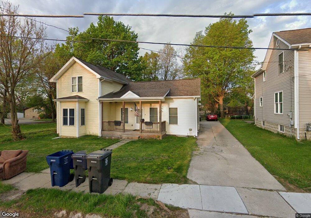 1114 S Grand Traverse St, Flint, MI 48502 - photo 1