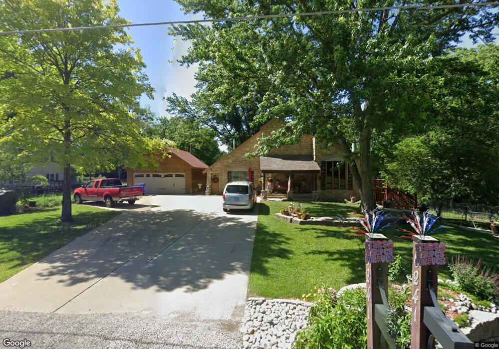 6241 SW 53rd St, Topeka, KS 66610 - photo 1