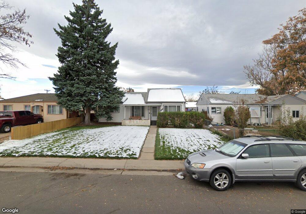 1649 Macon St, Aurora, CO 80010 - photo 1