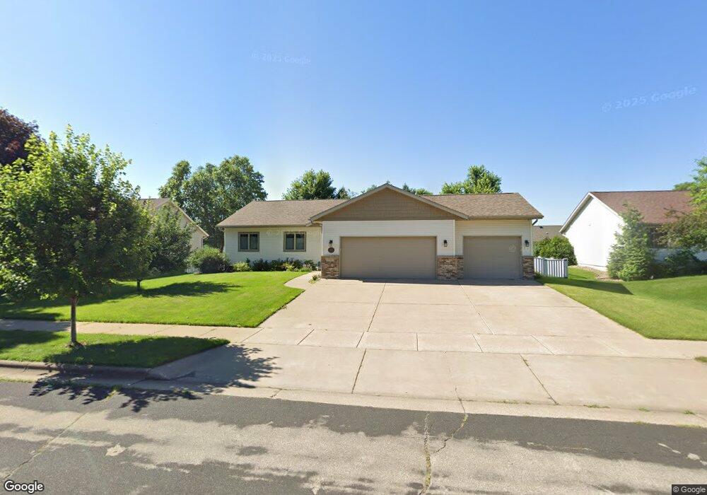 1008 Saddlewood St, Holmen, WI 54636 - photo 1