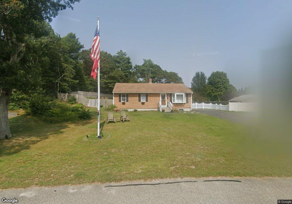 4 Shamrock Ln, Buzzards Bay, MA 02532 - photo 1