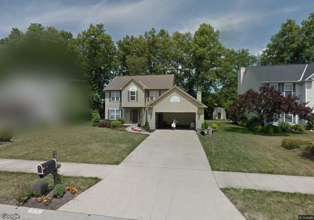 26980 Valeside Ln, Olmsted Falls, OH 44138 - photo 1