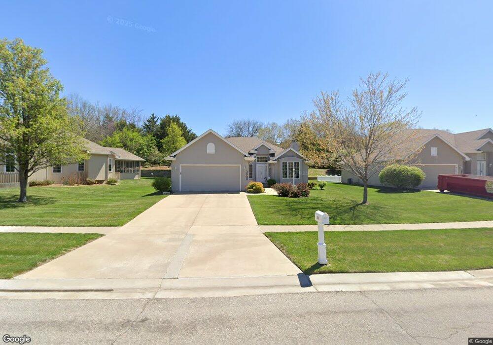 3906 SW Stonybrook Dr, Topeka, KS 66610 - photo 1