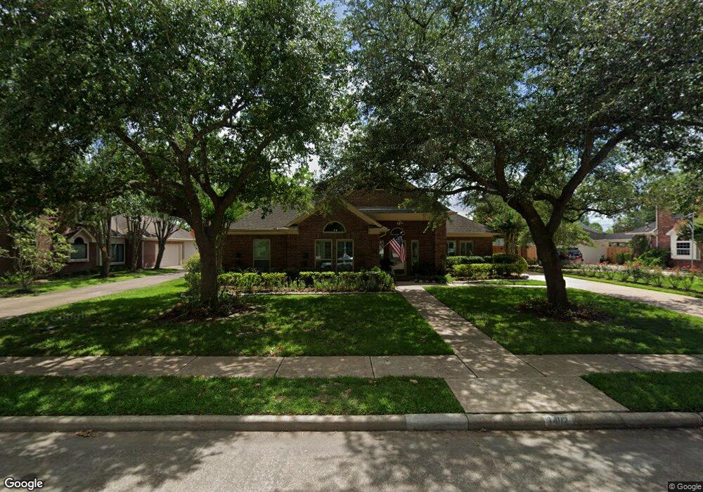 1402 Merriewood Dr, Friendswood, TX 77546 - photo 1
