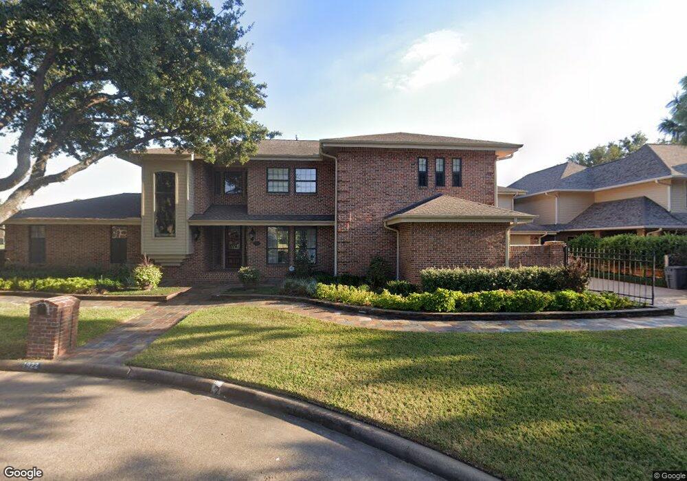 7922 Capri Cir, Houston, TX 77095 - photo 1