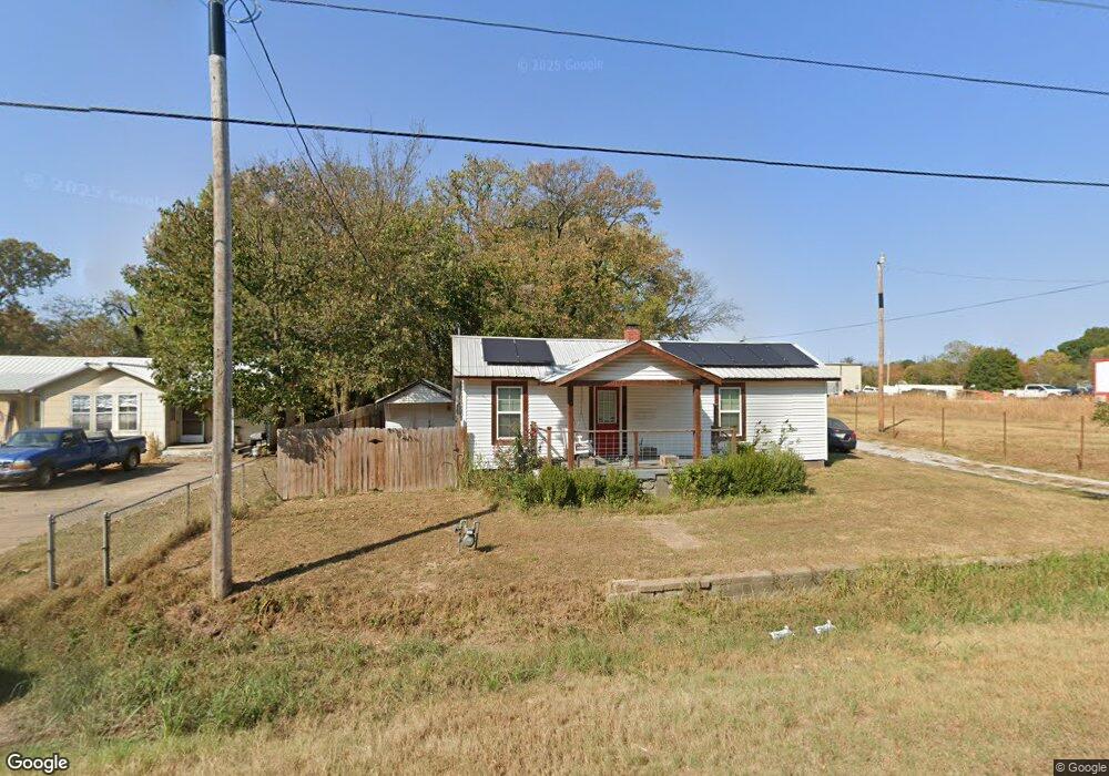 289 N Center St, Elkins, AR 72727 - photo 1