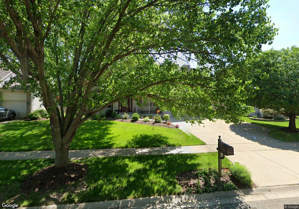 514 Danbury Dr unit 4, Oswego, IL 60543 - photo 1