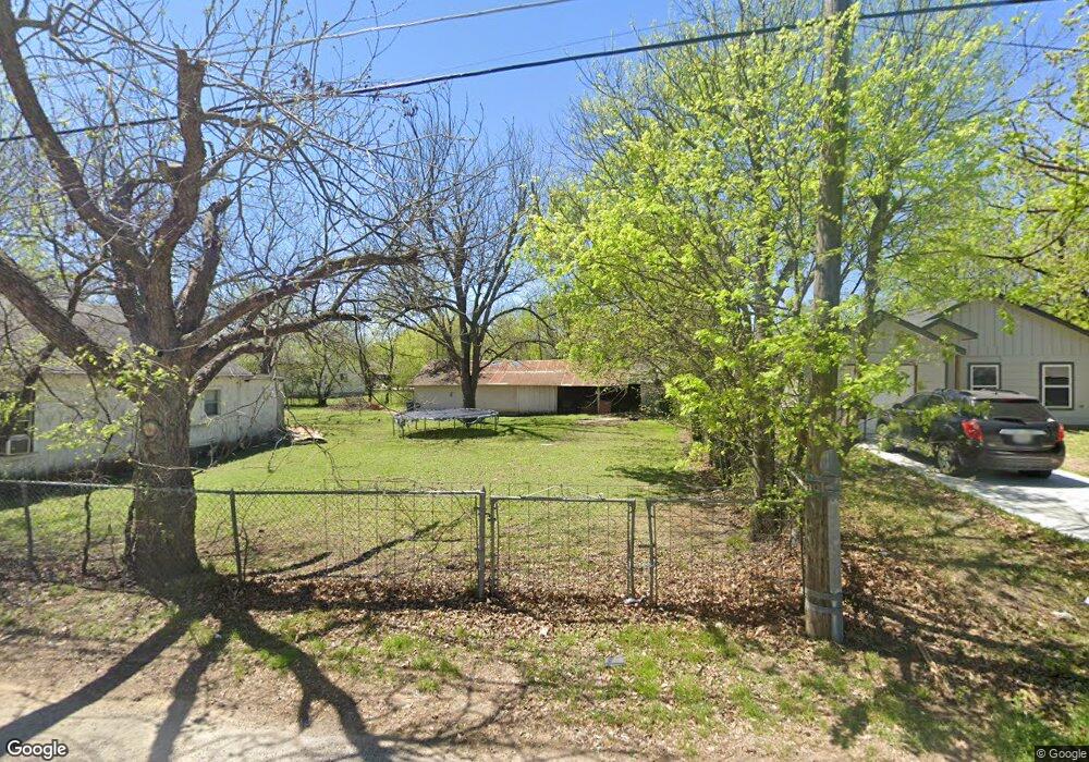 1207 Joslin St, Cleburne, TX 76033 - photo 1