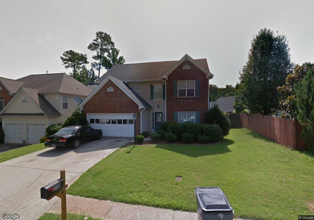 550 Manor Glen Dr, Suwanee, GA 30024 - photo 1