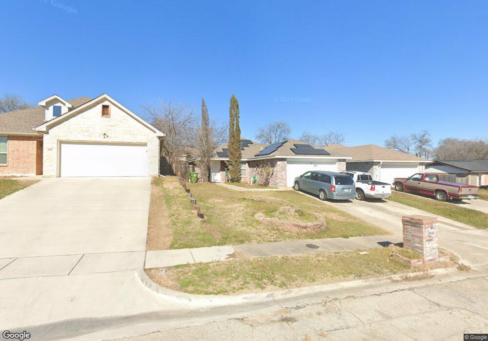 834 Mirike Dr, Fort Worth, TX 76108 - photo 1