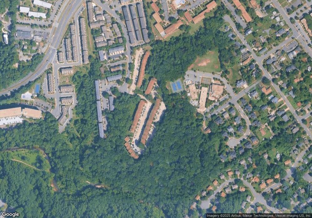 3891 Steppes Ct, Falls Church, VA 22041 - photo 1