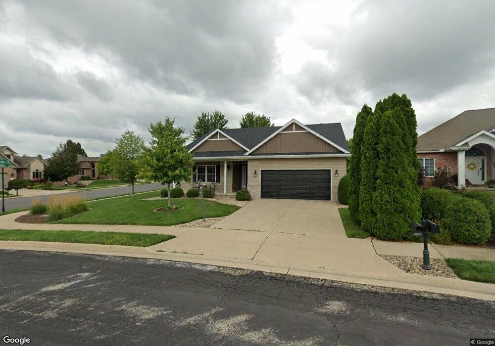 4601 N Weaverridge Blvd, Peoria, IL 61615 - photo 1