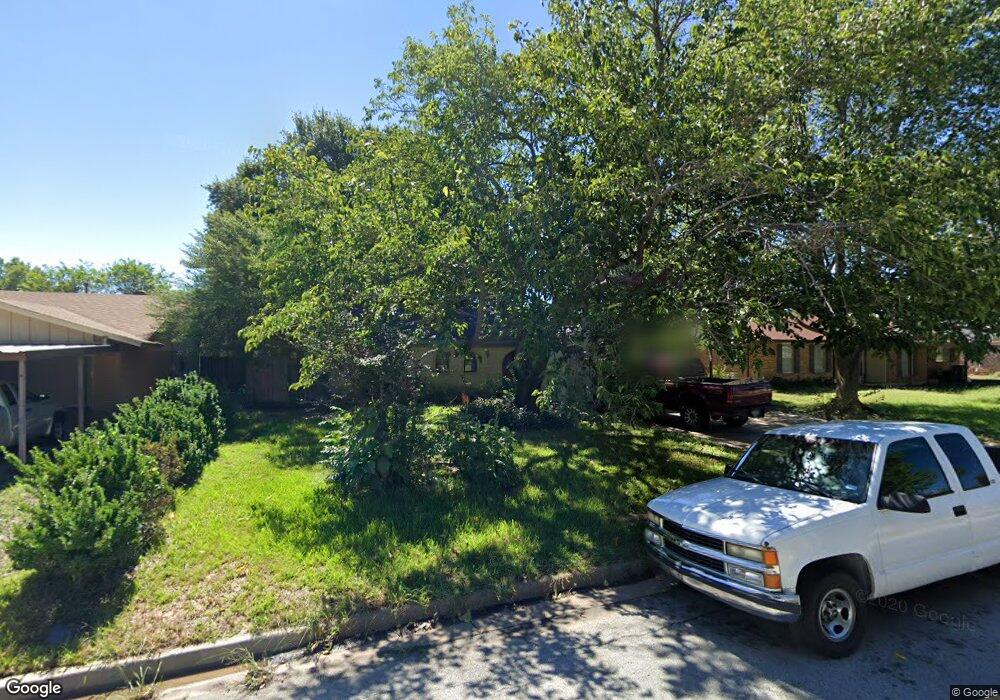 7928 Donegal Ln, North Richland Hills, TX 76180 - photo 1