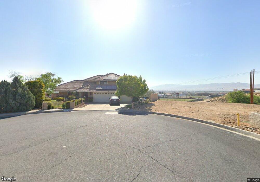 12519 Elmcroft Ln, Victorville, CA 92395 - photo 1