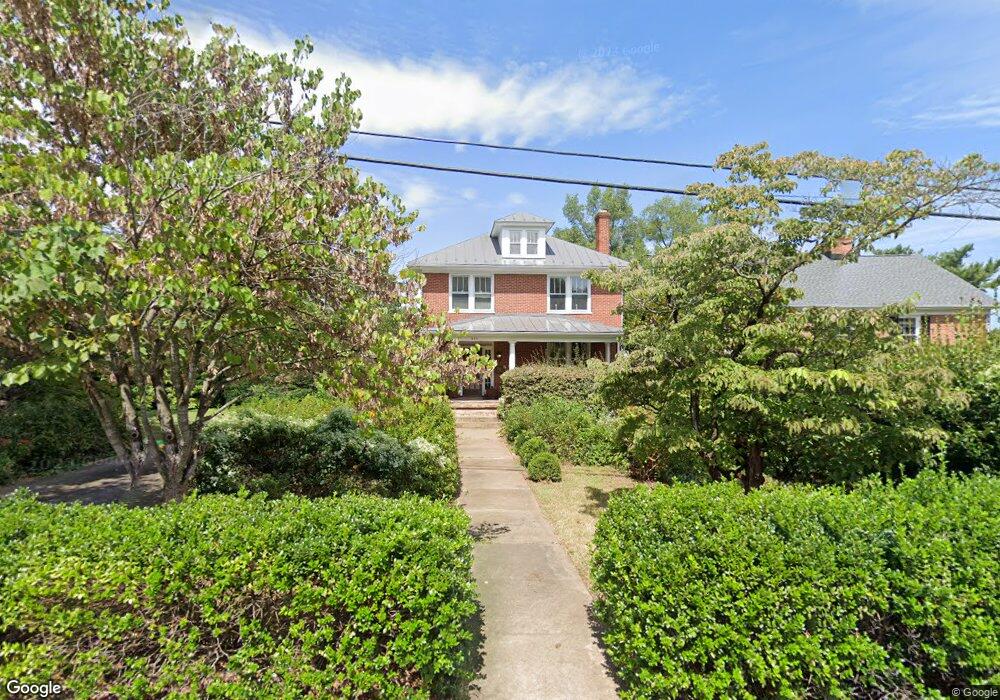 881 Locust Ave, Charlottesville, VA 22902 - photo 1