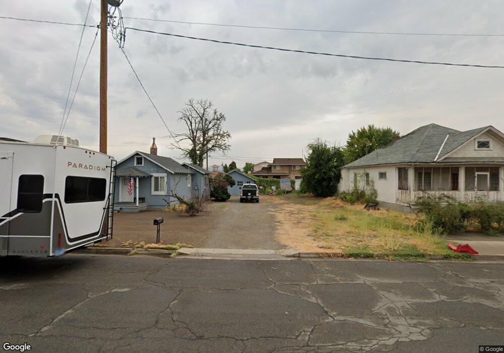 240 Pavilion St, Winnemucca, NV 89445 - photo 1