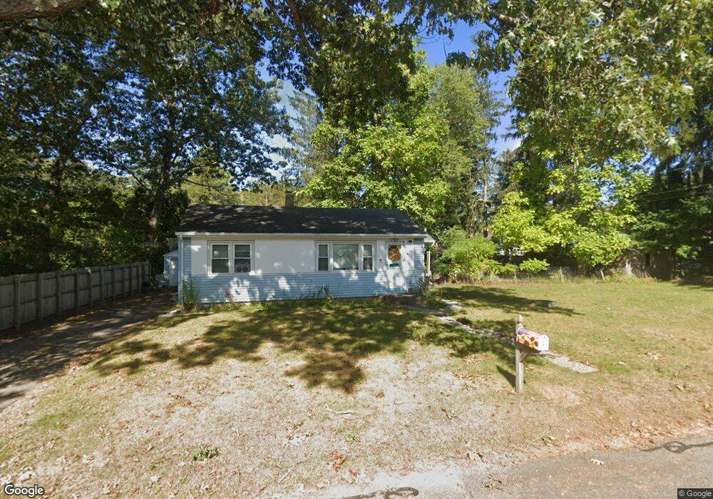 4 Holdsworth Rd, Preston, CT 06365 - photo 1