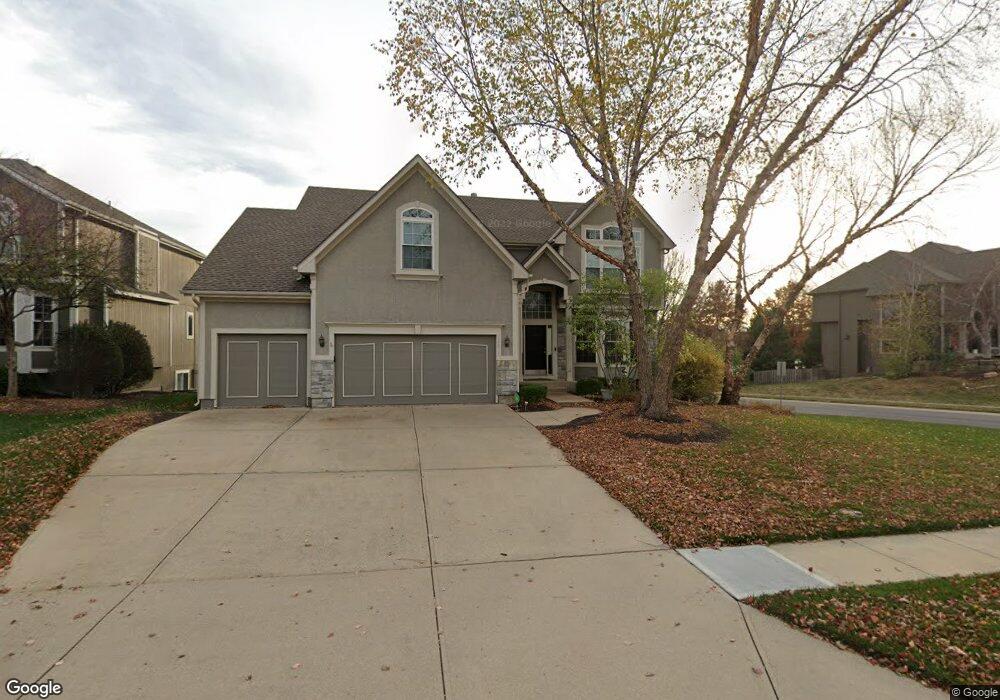 22017 W 57th Terrace, Shawnee, KS 66226 - photo 1