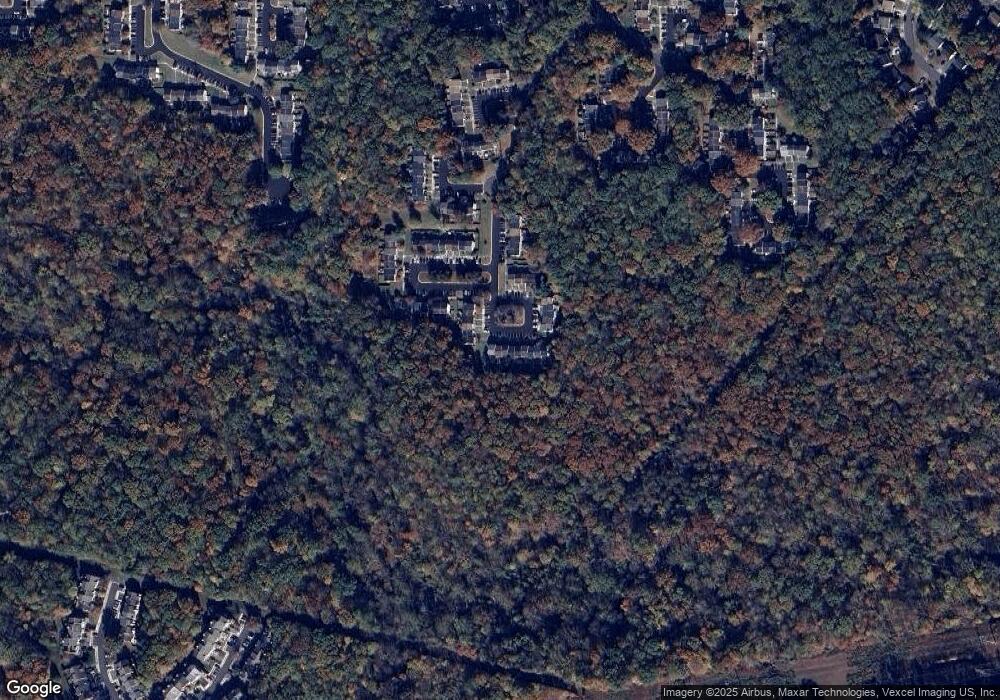 8640 Spring Creek Ct, Springfield, VA 22153 - photo 1