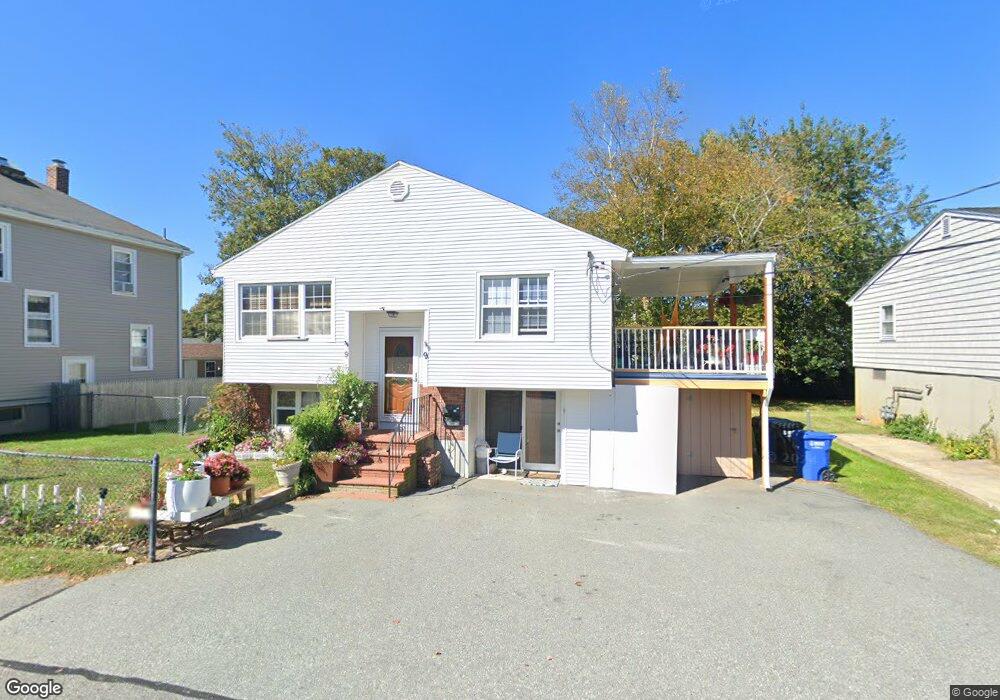 9 Burdick Ave, Newport, RI 02840 - photo 1