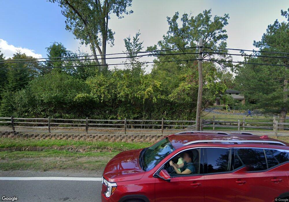 180 W Hickory Grove Rd, Bloomfield Hills, MI 48304 - photo 1