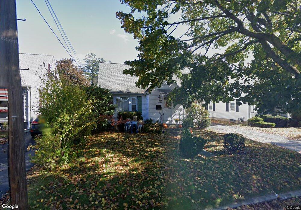 92 Beech Ave, Cranston, RI 02910 - photo 1