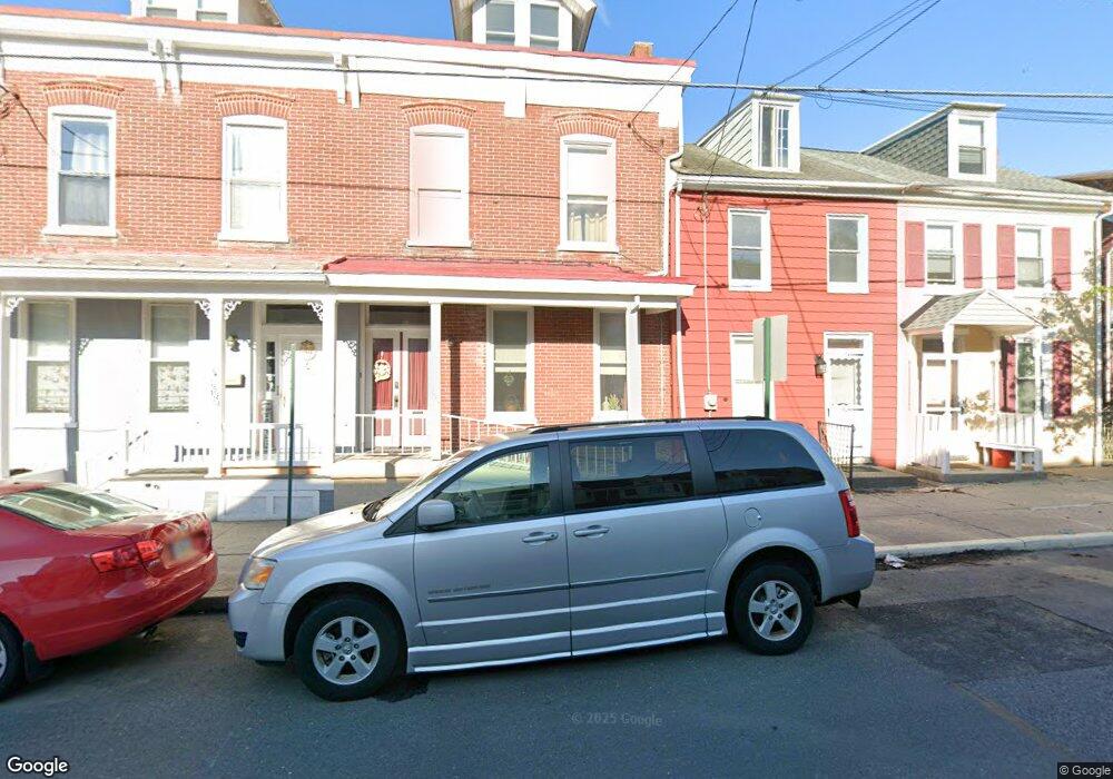 162 N 3rd St, Hamburg, PA 19526 - photo 1