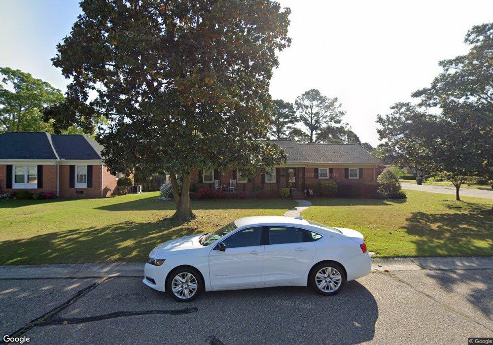 327 Rainier Dr, Fayetteville, NC 28314 - photo 1