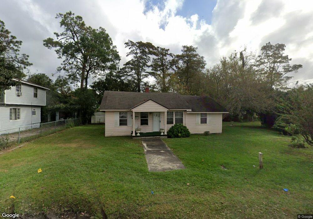 2560 Cate St, Brunswick, GA 31520 - photo 1