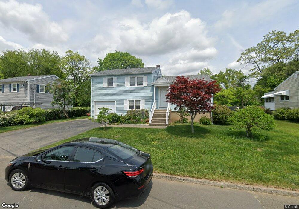 40 Ranch Dr, Bridgeport, CT 06606 - photo 1