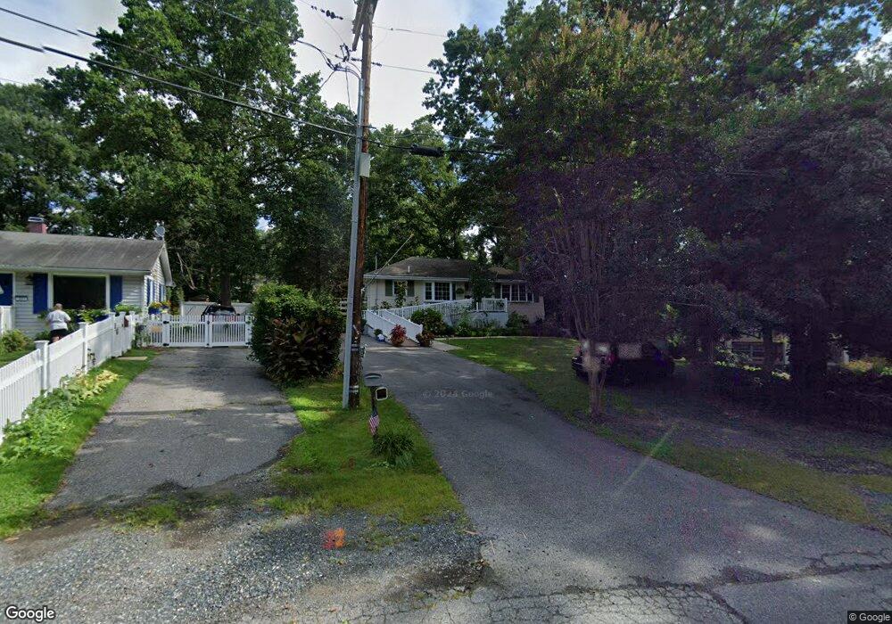 303 Beach Dr, Annapolis, MD 21403 - photo 1