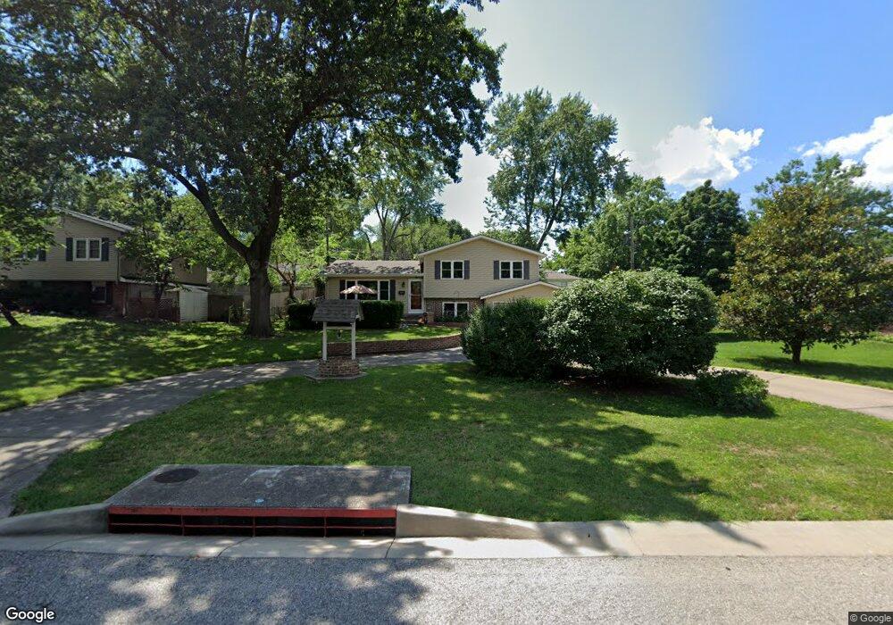 6912 Larsen Ln, Shawnee, KS 66203 - photo 1