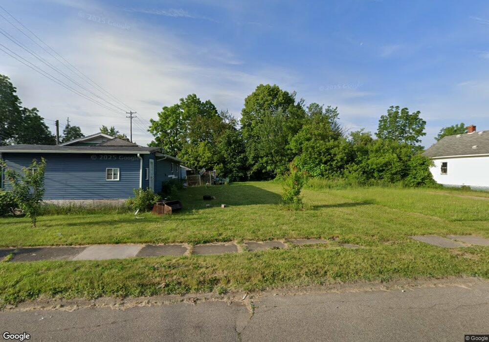774 E Bundy Ave, Flint, MI 48505 - photo 1