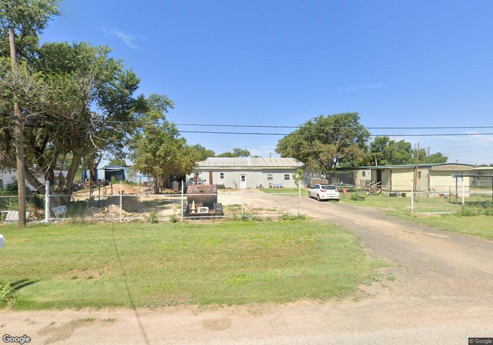 3211 Fisher St, Plainview, TX 79072 - photo 1